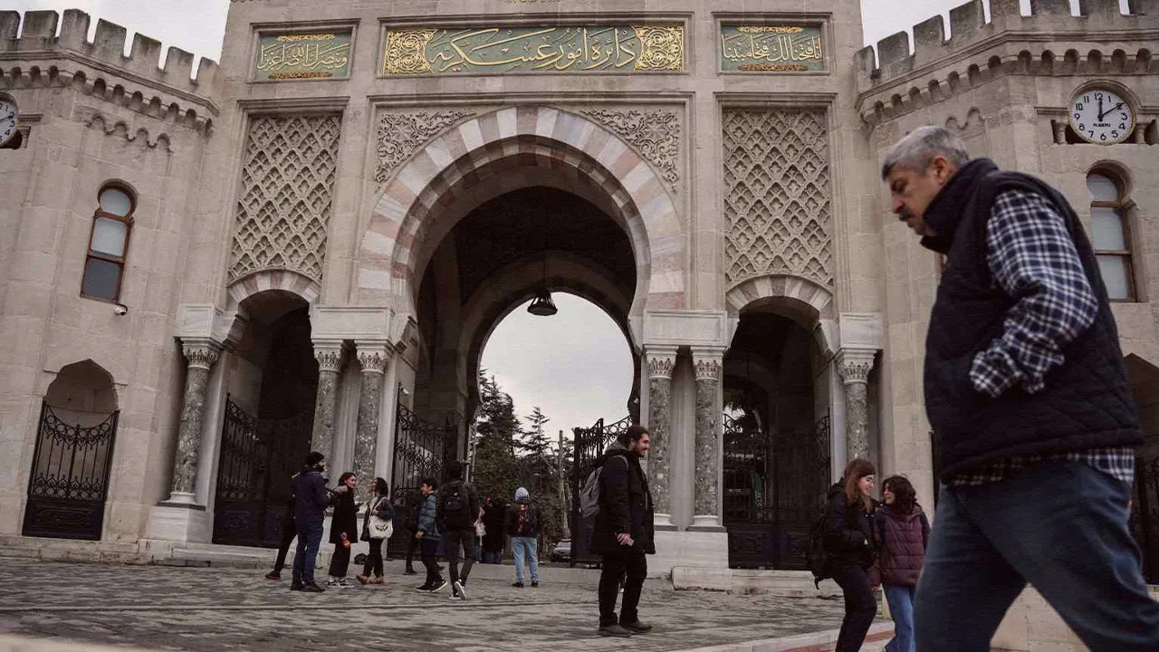 İstanbul Üniversitesi’nden torpil iddialarına sert cevap: Tüm süreci tek tek anlattılar