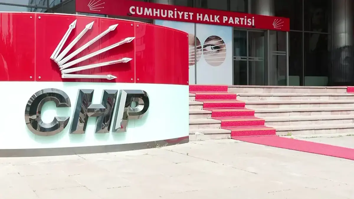 CHP'den ayrılmayanlar, "partimdeyim" diyenler kimler?