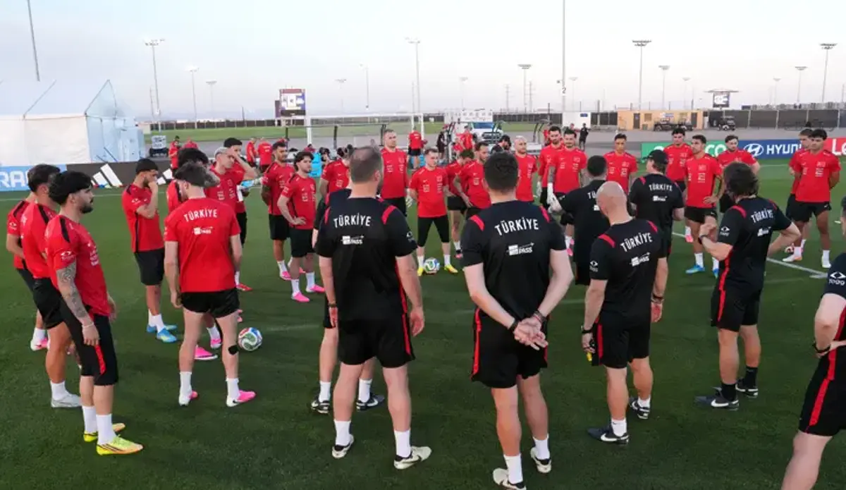 Milliler Paraguay'a bileniyor