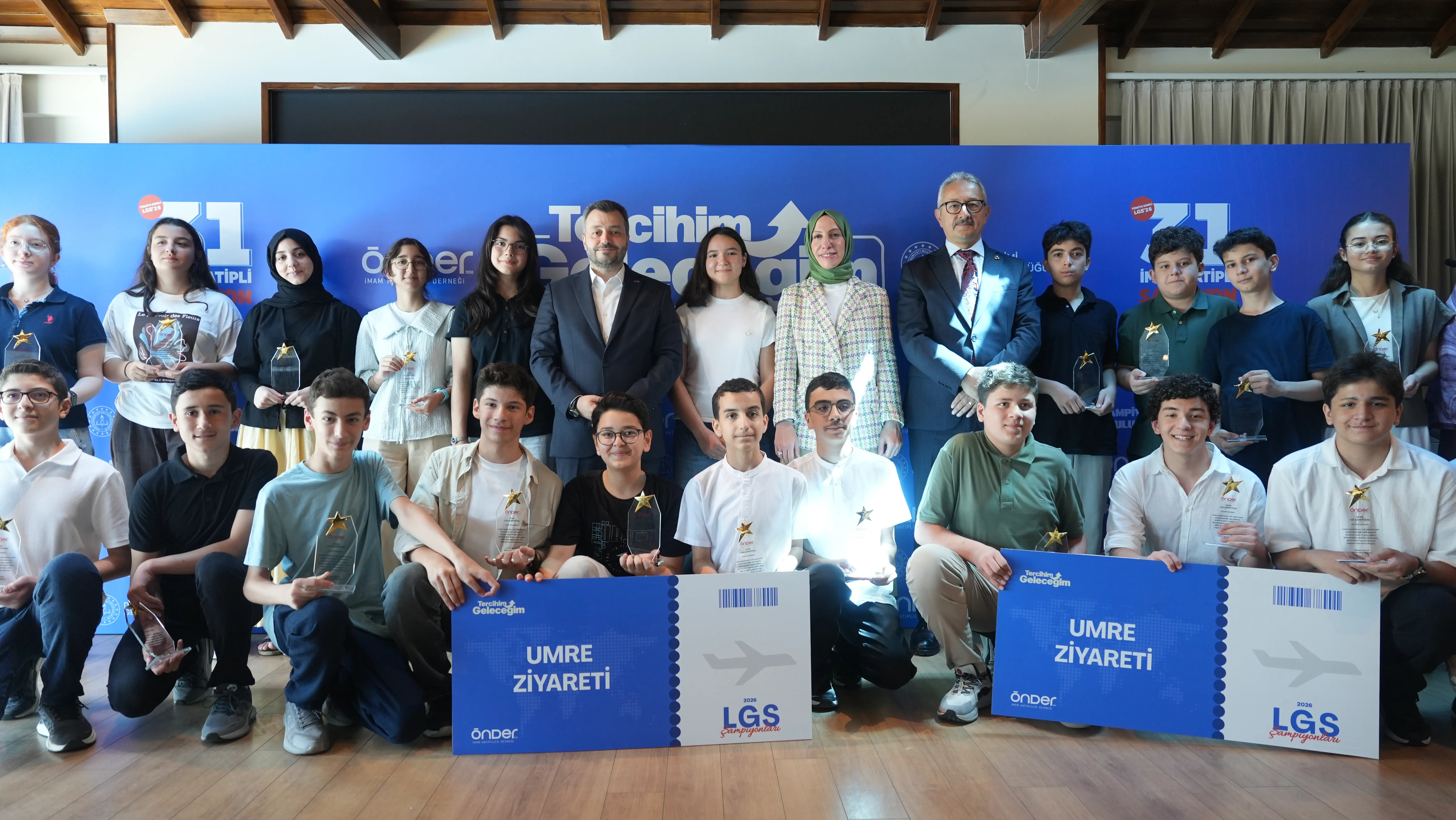 LGS şampiyonlarına umre hediyesi