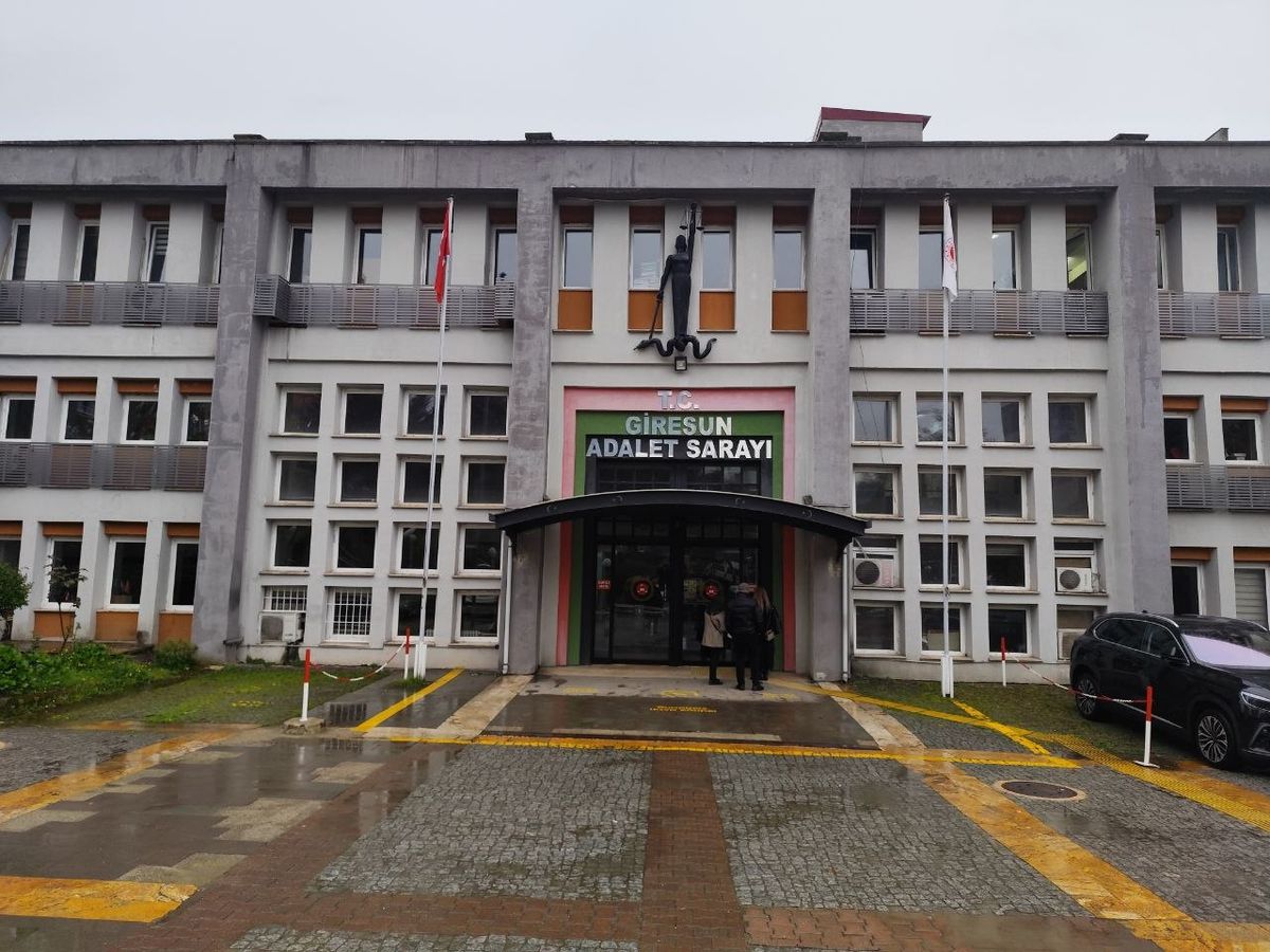 Giresun'da kaza sonrası çıkan kavgada emekli öğretmen öldüren sürücüye hapis cezası