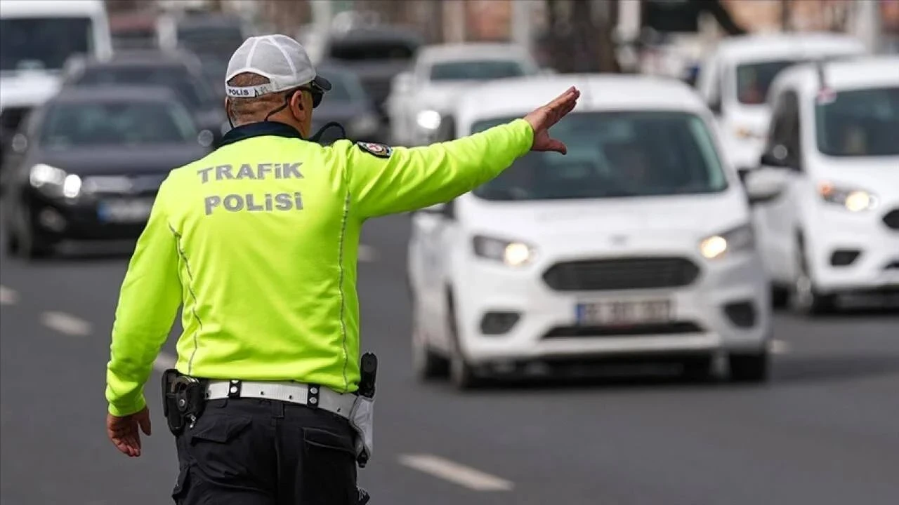 Küçükçekmece'de yarın bazı yollar trafiğe kapatılacak