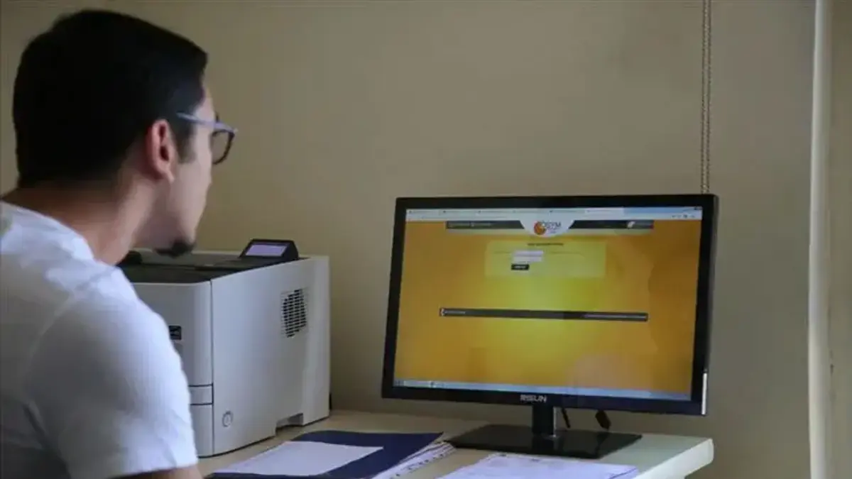 YKS'de tercih dönemi yarın başlıyor! Adaylara 'program kodu' uyarısı
