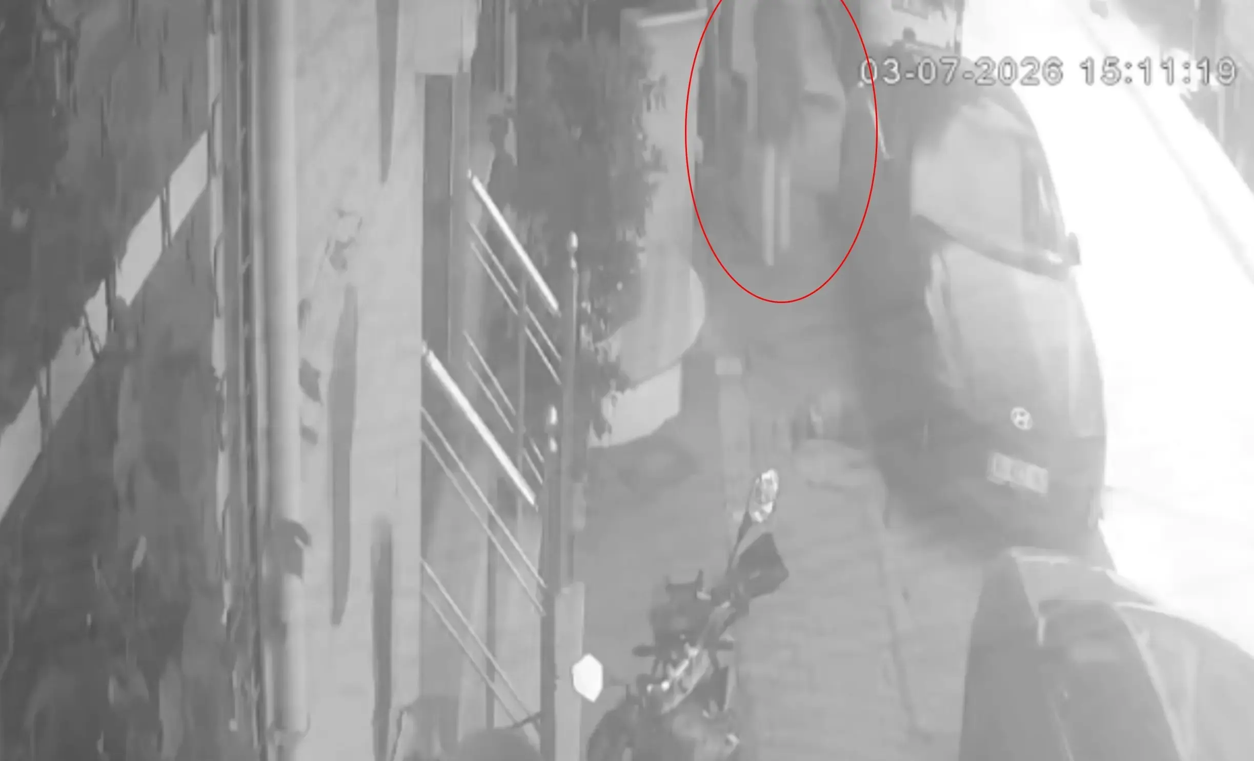 Arnavutköy'de pes dedirten olay! Kuaförde işlemleri yaptırıp ücret ödemeden kaçtı