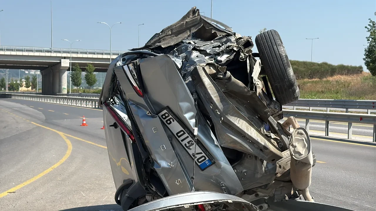 Yakıt deposundaki sızıntıya pratik müdahale! Büyük facia sakızla önlendi