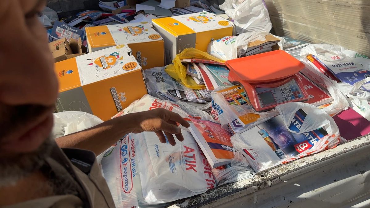 Avcılar'da ders kitapları geri dönüşümle ekonomiye kazandırılacak