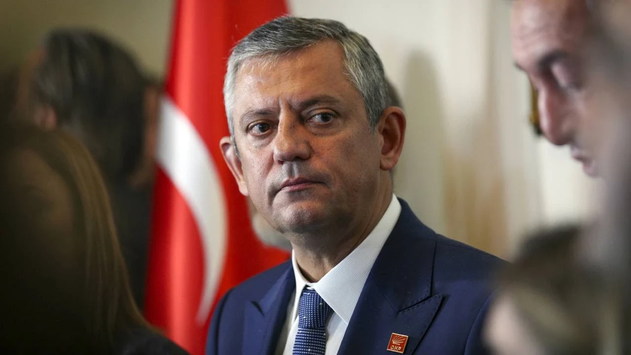 Özgür Özel hakkında bomba iddia: Ekibiyle yeni parti için çalışmalara başladı