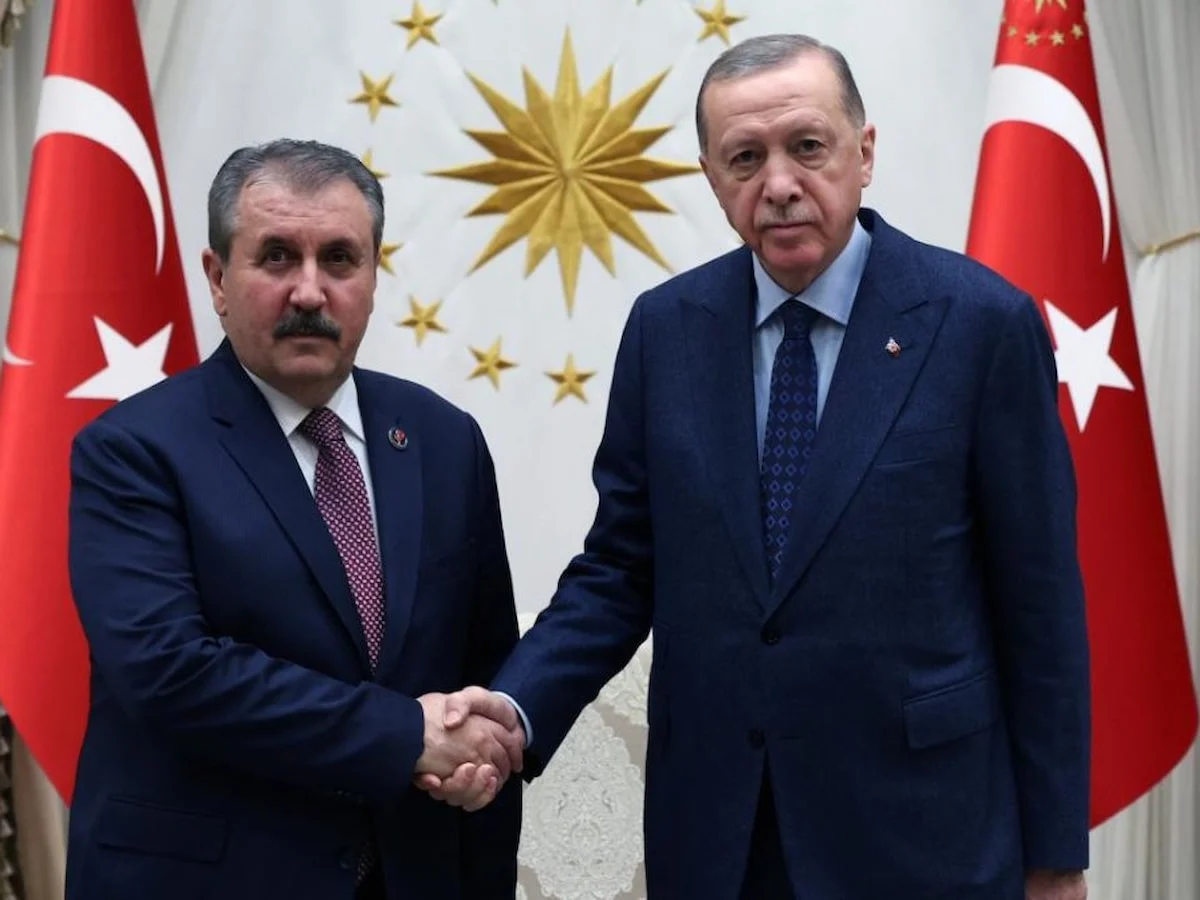 Cumhurbaşkanı Erdoğan, BBP Genel Başkanı Destici'yi tebrik etti
