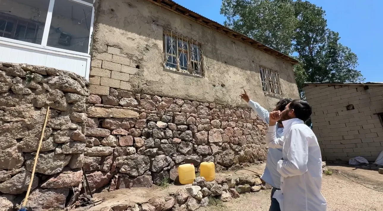 Her köşeden yılan çıkıyor! Yardım çağrısında bulundular