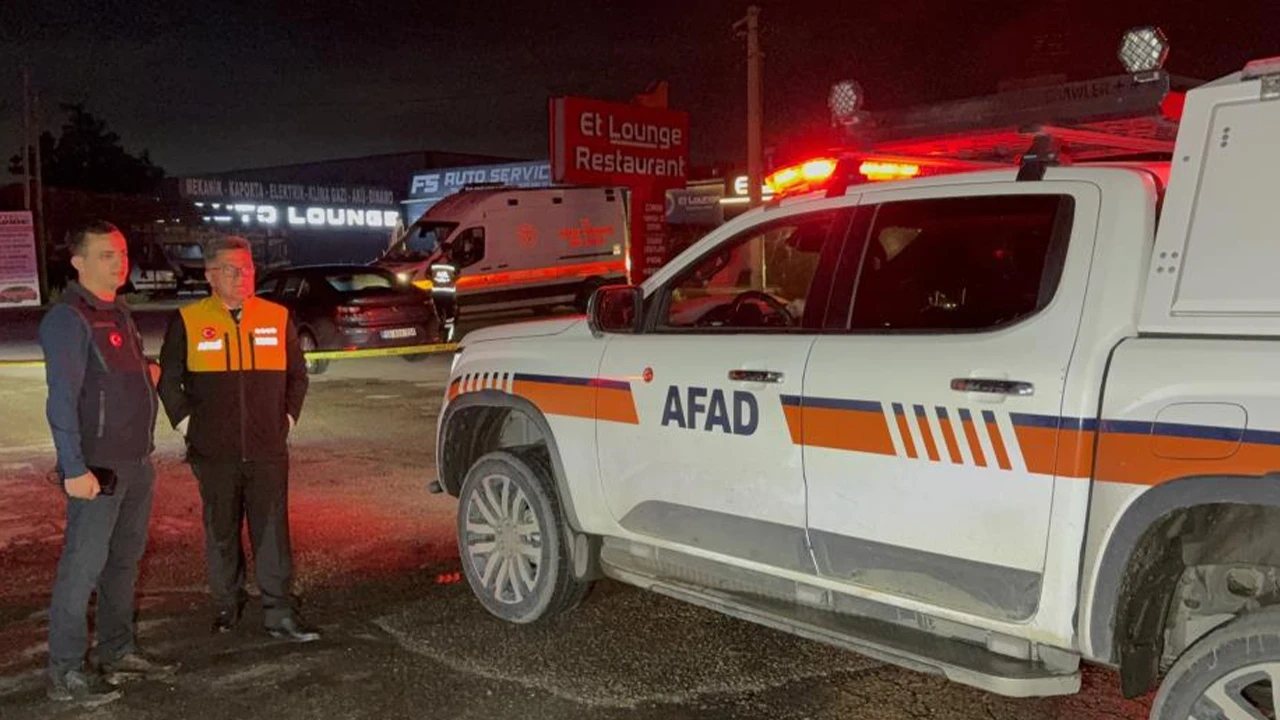 Fabrikayı kurşunladı, sızan kimyasal maddeden polisler hastanelik oldu