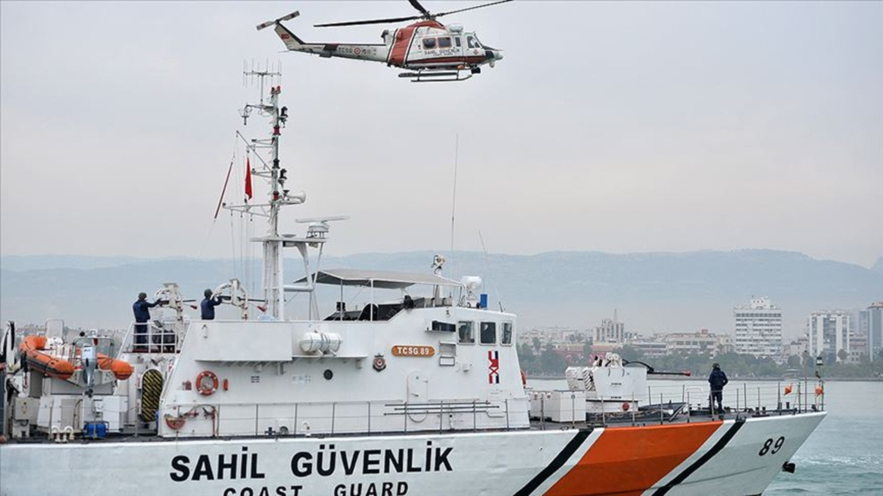 Sivastopol açıklarında Türk bayraklı tekneye saldırı: Bir kişi hayatını kaybetti