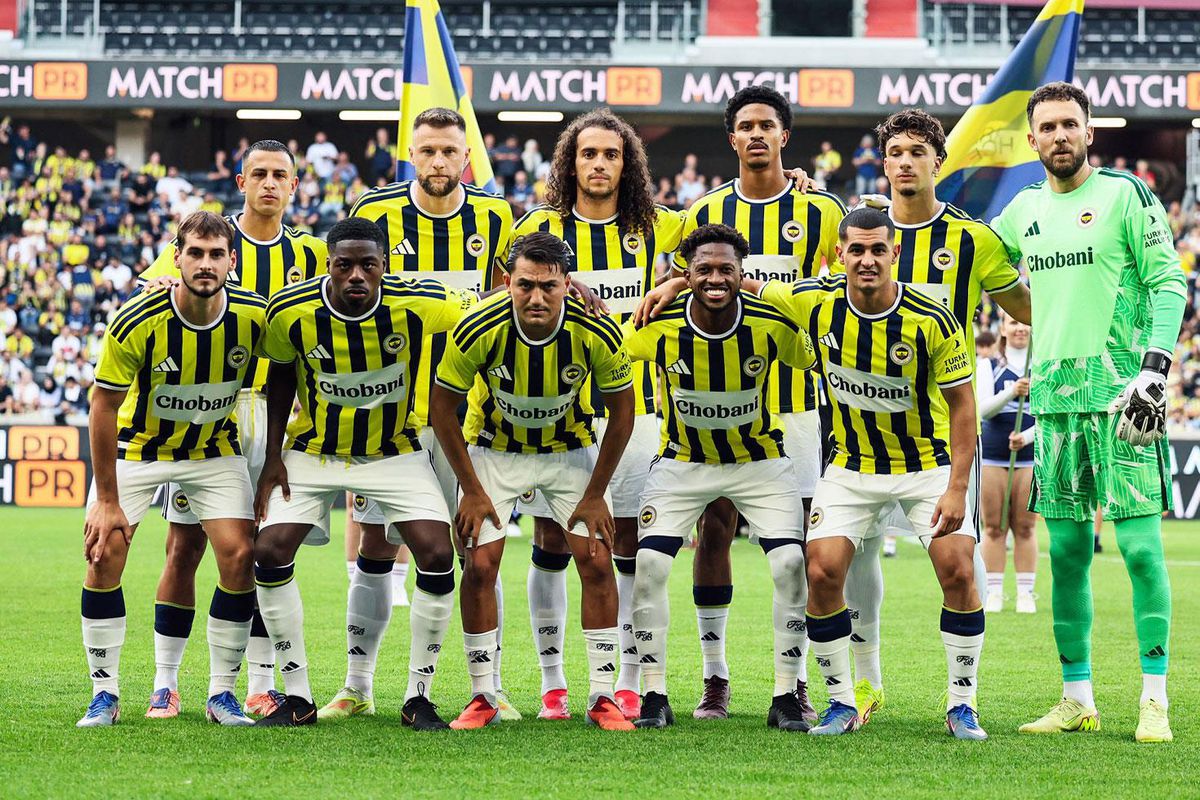 Fenerbahçe'de 3 oyuncunun takımdan gönderilmesi yasak