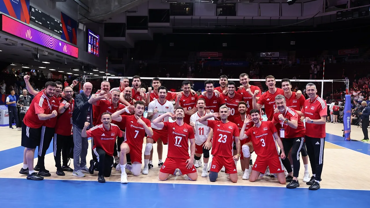 Türkiye-İtalya voleybol maçı hangi kanalda, saat kaçta? Filenin Efeleri Milletler Ligi (VNL)