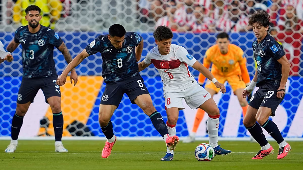 Türkiye, Paraguay'a 1-0 yenilerek 2. maçında Dünya Kupası'na veda etti