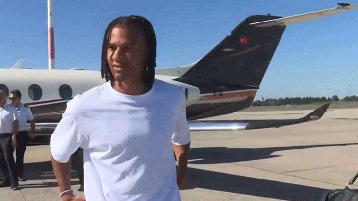 Nathan Ake, Fenerbahçe'nin Avusturya kampına katıldı