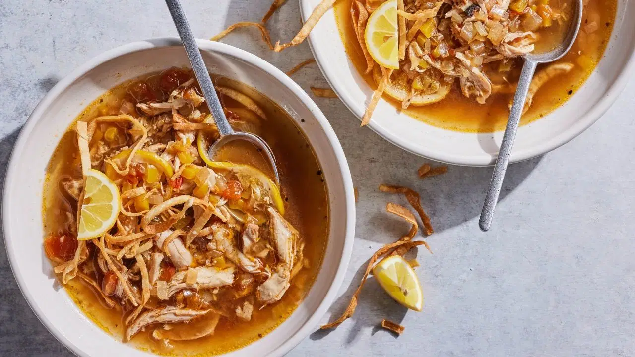 Meksika'nın enfes başlangıcı: Sopa de lima