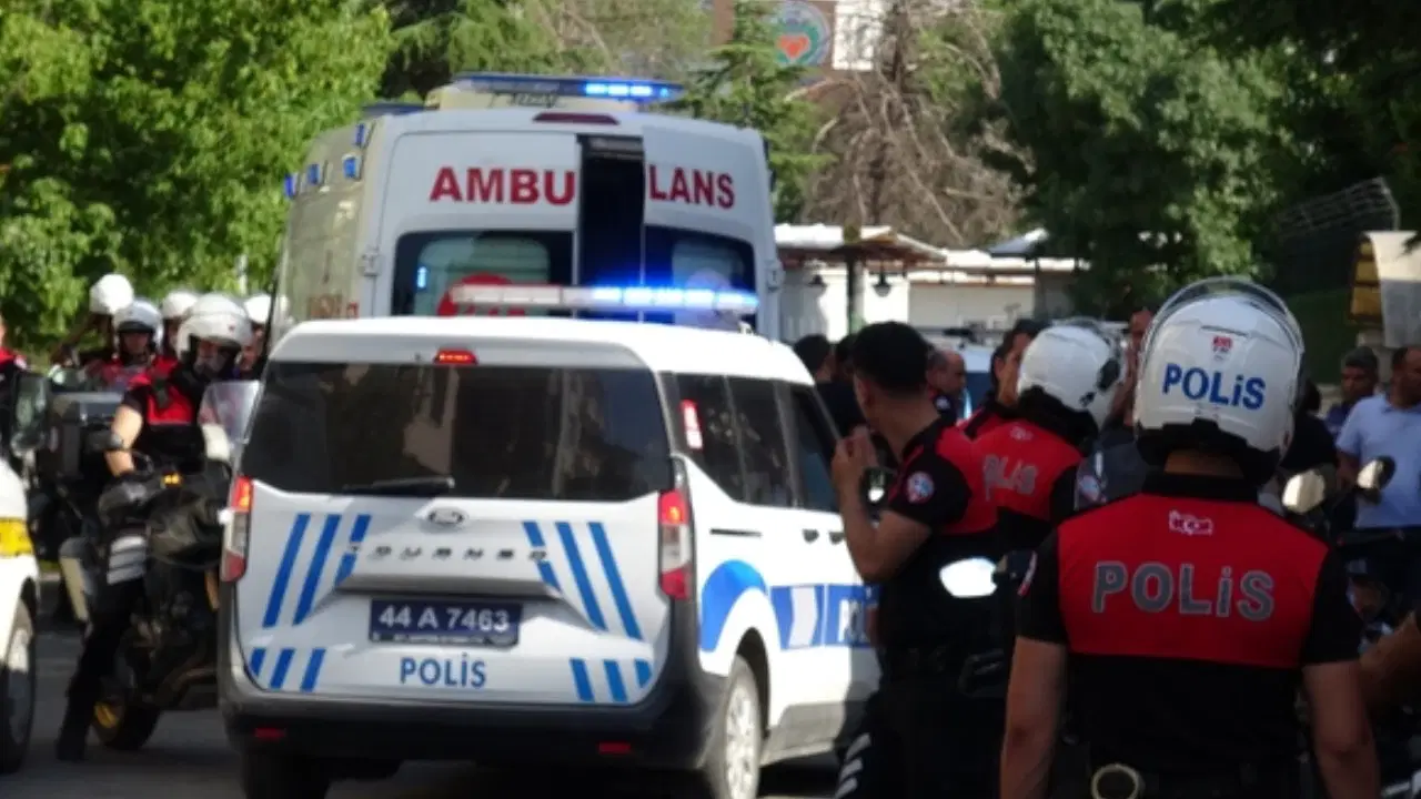 Malatya'da dehşet: Eşini ve kızını öldürdü