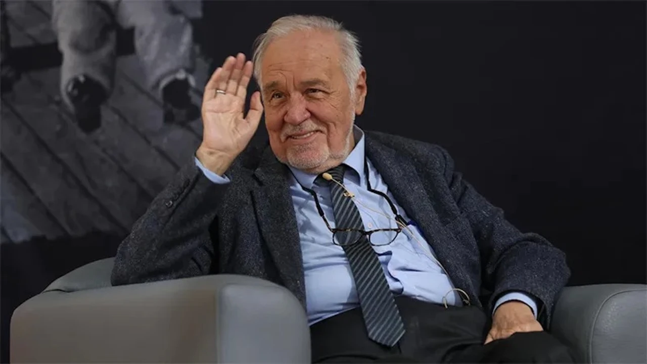 İlber Ortaylı'nın kişisel eşyaları satışta: Kızı nedenini açıkladı