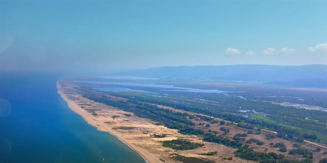 Türkiye'nin tek parça halindeki en uzun sahili yaza hazır
