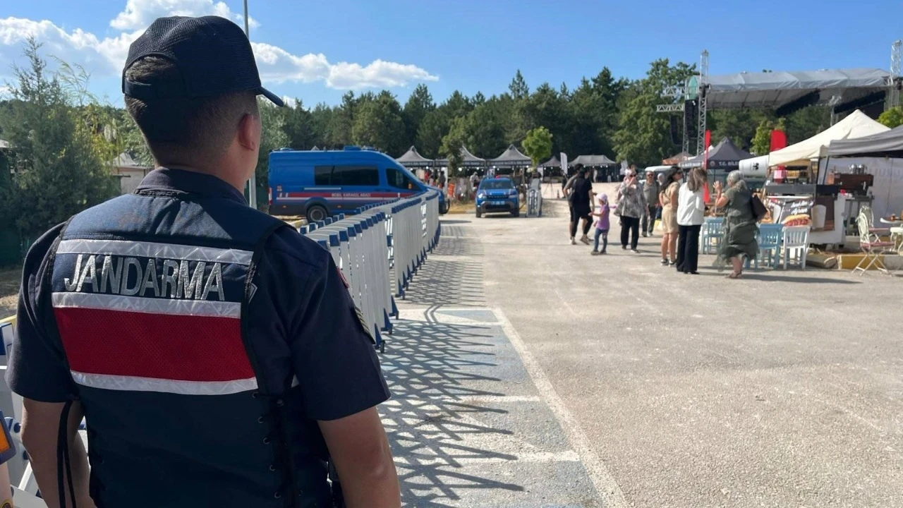 Aranan kişi, yüz tanıma sistemiyle festivalde yakalandı
