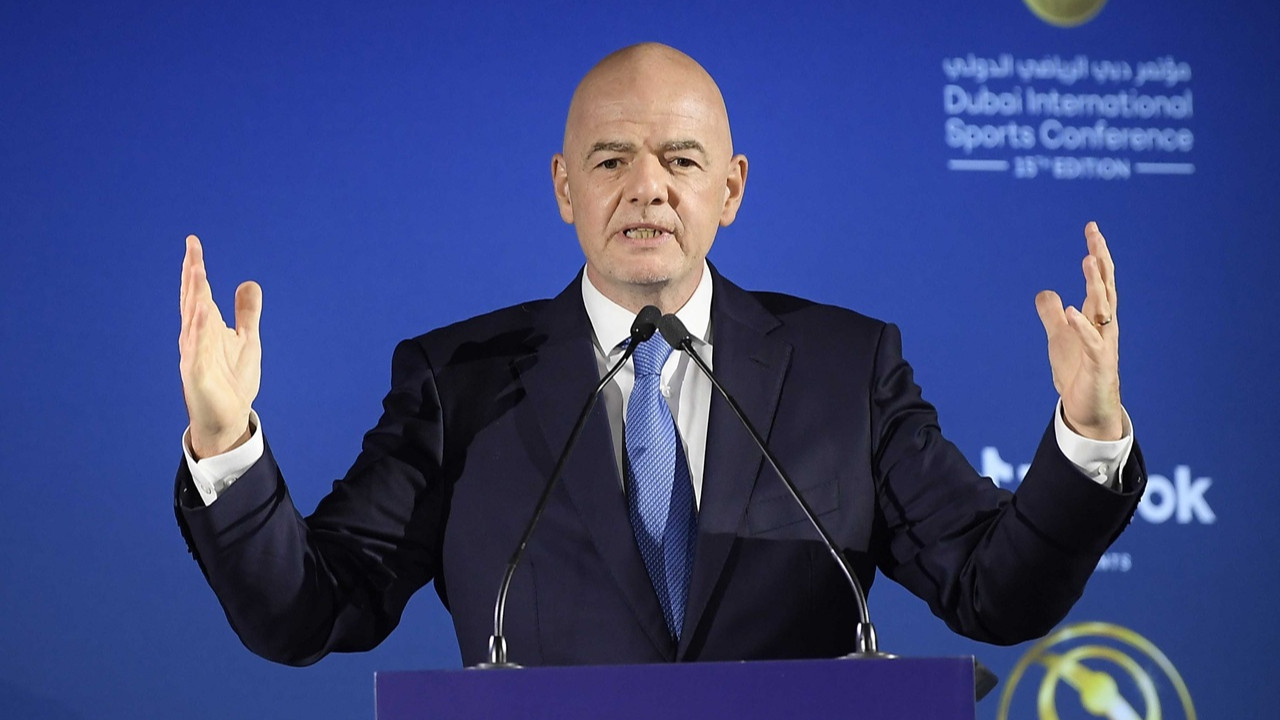 Infantino’nun Dünya Kupası rotası: Günde iki maç, özel jet ve karbon tartışması