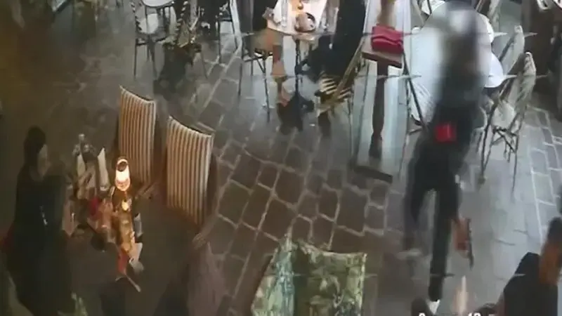 Sarıyer’de AVM’de galericiye silahla ateş eden şüpheli: 'İşini bitirecektik öldürme niyetimiz yoktu'