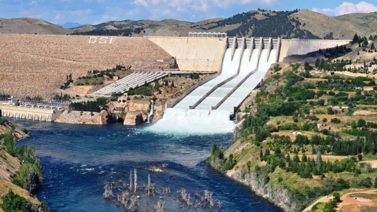 Yurt geneli yağış verileri ve barajların aktif doluluk oranlarını paylaşıldı