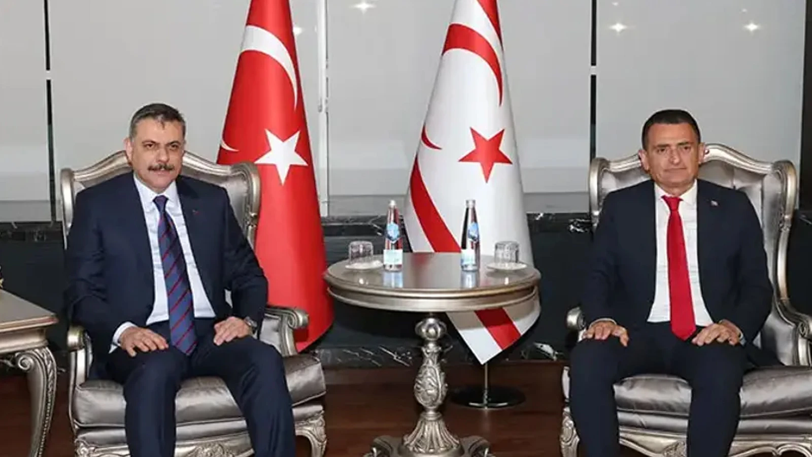Bakan Çiftçi temaslar için KKTC'ye geldi