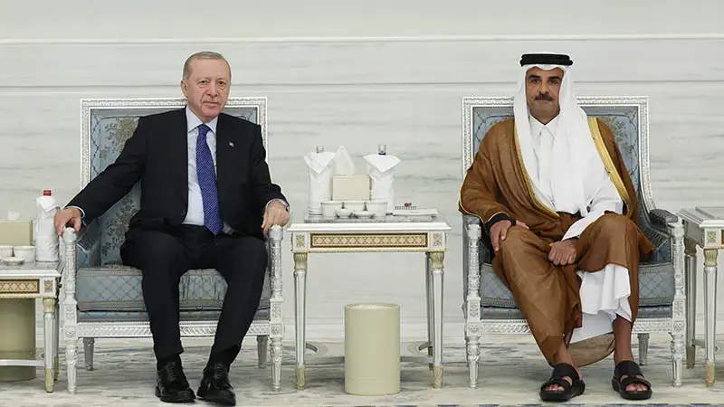 Cumhurbaşkanı Erdoğan, Katar Emiri Al Sani’ye taziye ziyaretinde bulundu