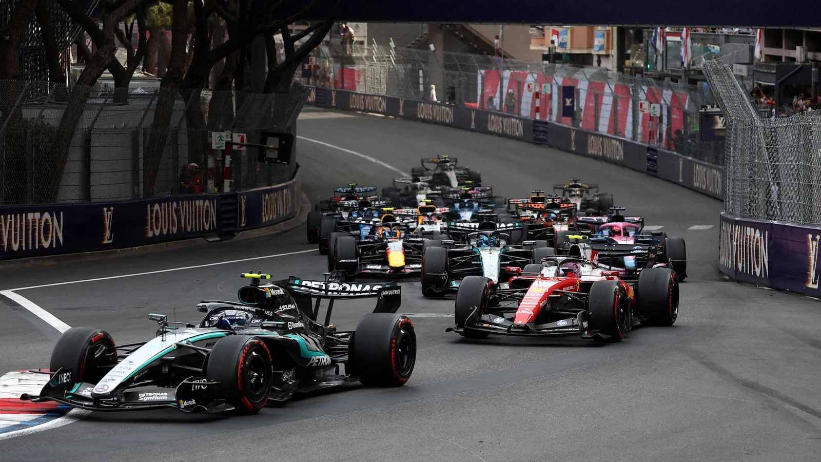 Mercedes, Monaco GP sonucu için yeniden inceleme talebinden vazgeçti