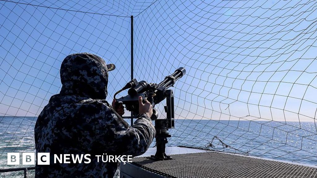 Rus basını neden Türkiye'yi 'Karadeniz'i kontrol etmeye çalışmakla' suçluyor?