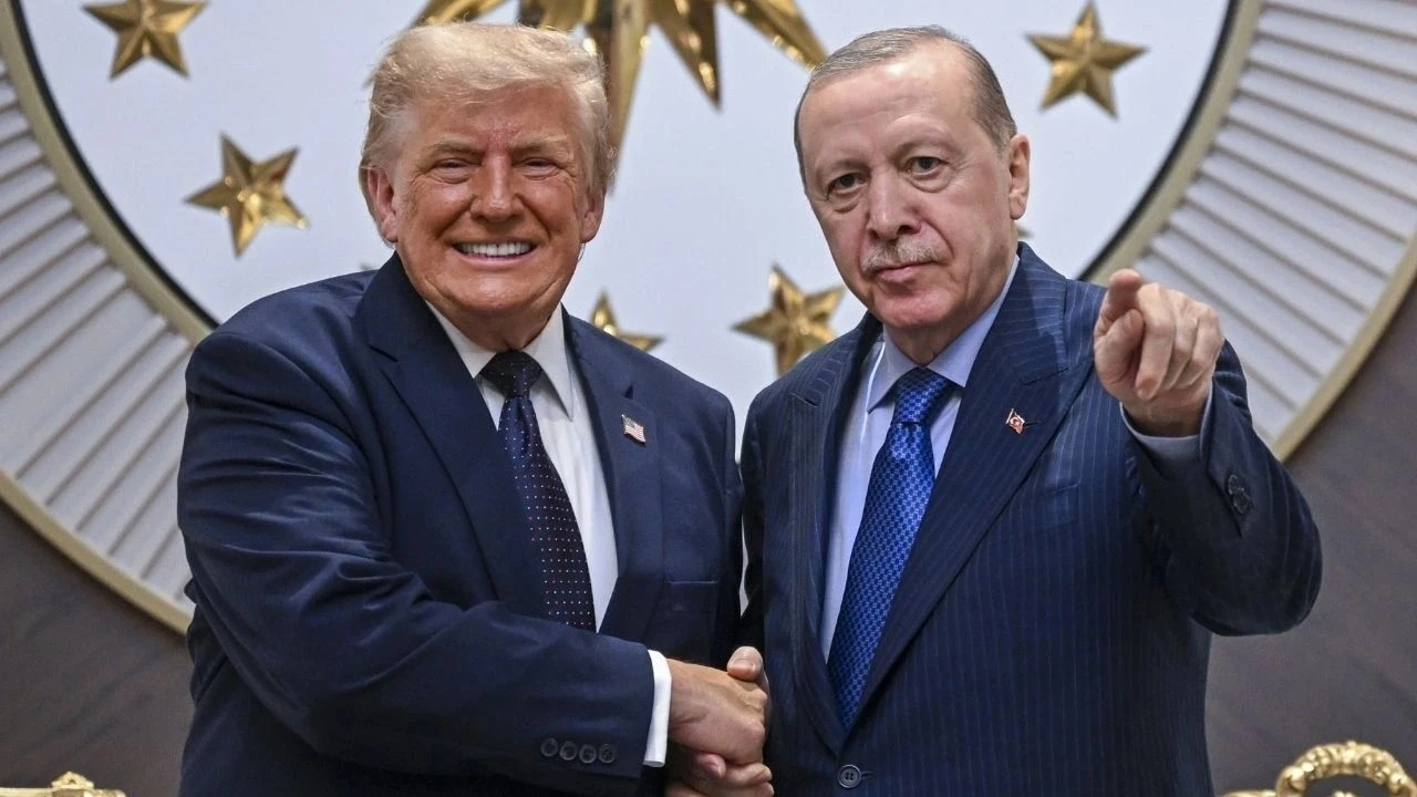 Trump'ın 'Brunson' itirafı sonrası Murat Emir iktidarın bağımsız yargı söylemini hatırlattı