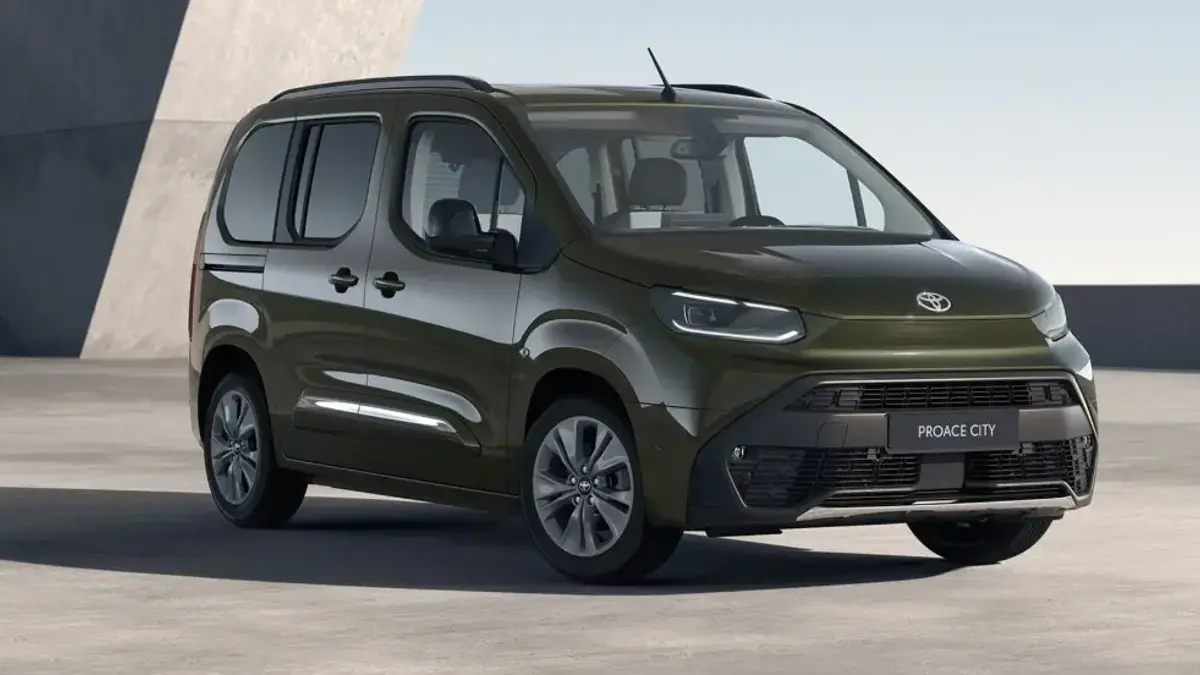 Toyota Proace City yollara çıktı