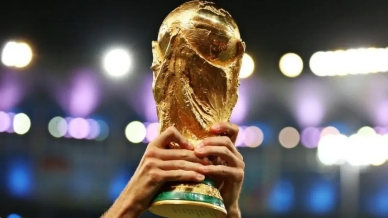 Dünya Kupası'nın en iyi 11 golcüsü: Rekorların kitabını yazan efsaneler