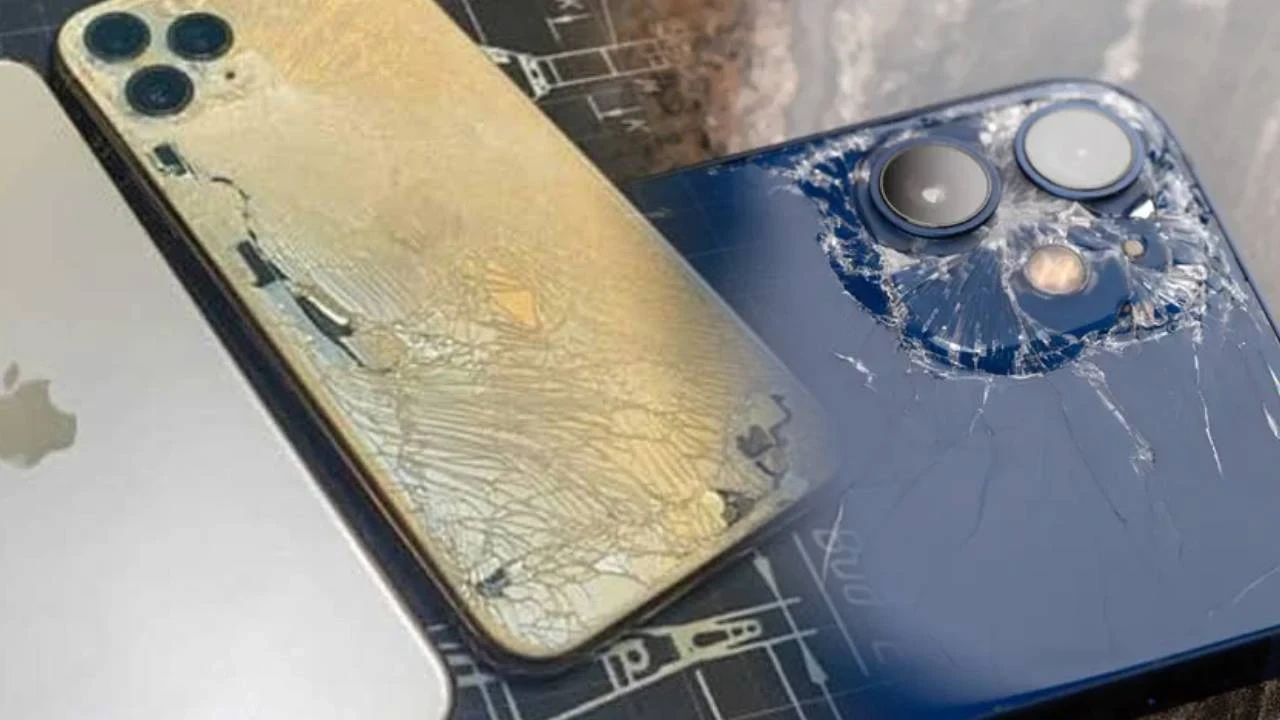 O ülkede binlerce erkek telefonlarını paramparça ediyor: Akılalmaz nedeni hayrete düşürüyor