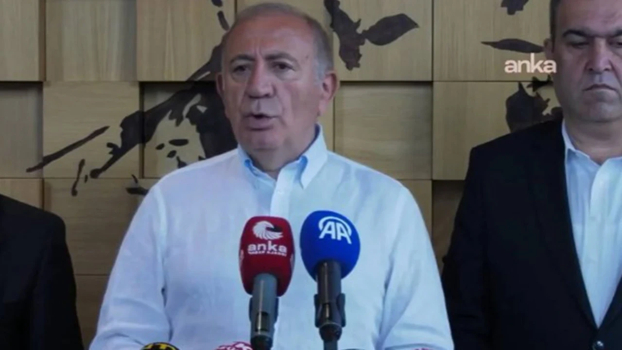 Gürsel Tekin'den 'Figüran' iddialarına ilk yanıt: 'FETÖ vari bir tuzak'