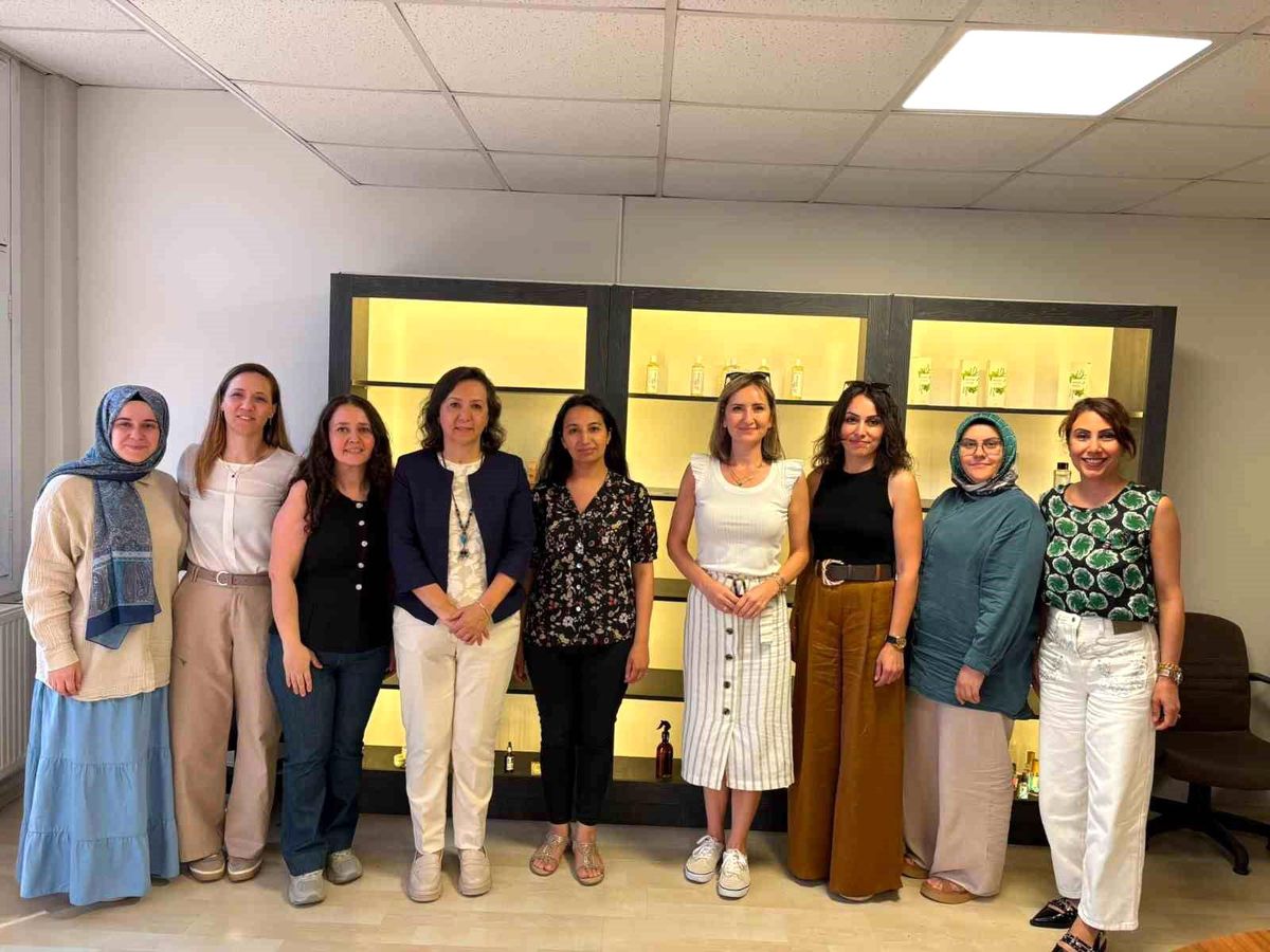 Kalite yönetim sistemi belgesini yeniden almaya hak kazandı
