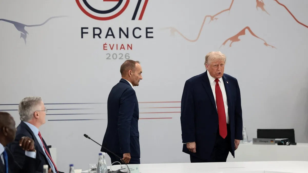 Trump’tan G7 Zirvesi'nde gövde gösterisi: 'Patron benim!'