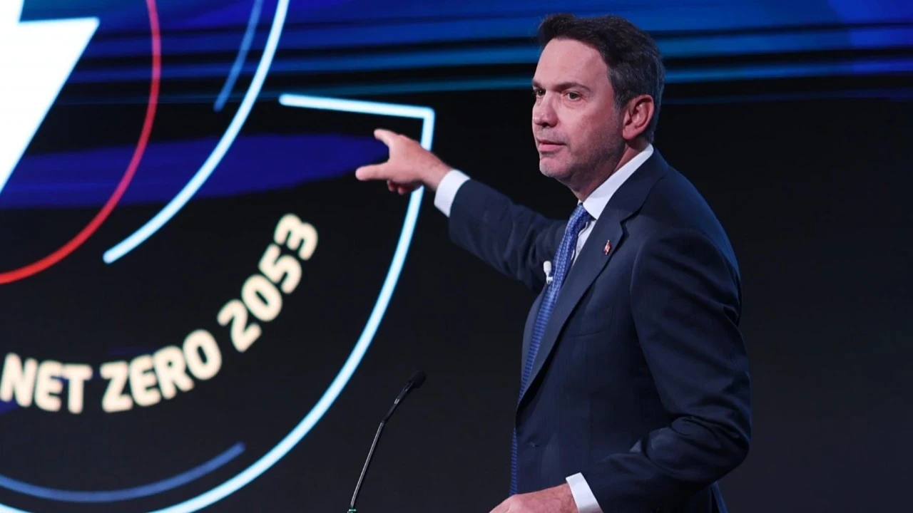 Bakan Bayraktar açıkladı: Enerji dönüşümünde 200 milyar dolarlık hedef
