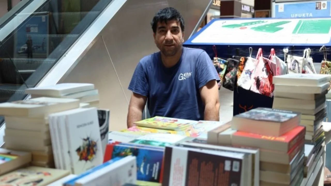 Kürt yazar Şivan Zeren'e 'Arîn Mîrxan resimli kupa' gözaltısı