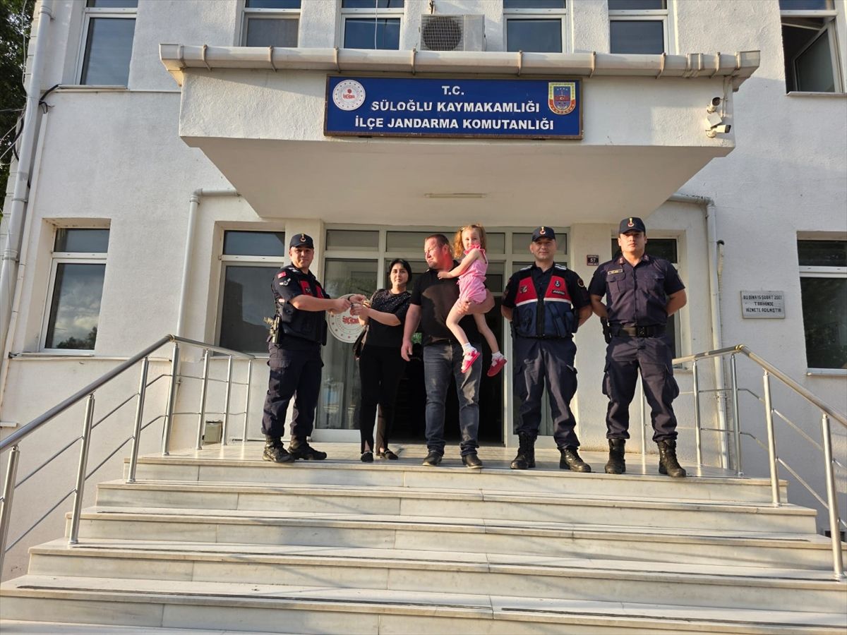 Edirne'de hırsızlık zanlısı evdeki parmak izinden yakalandı