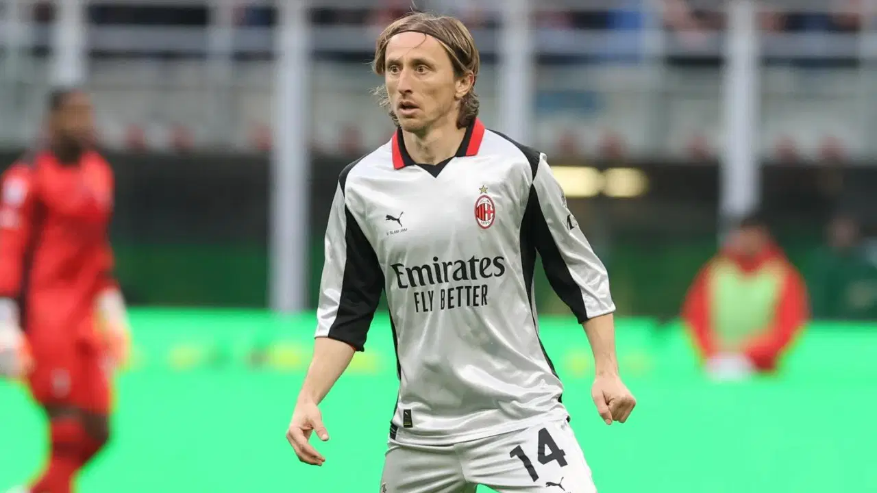 Milan'dan Luka Modric'e yeni sözleşme!