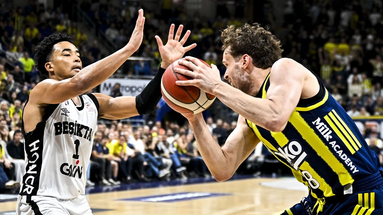 Beşiktaş Gain final serisinin ilk maçında Fenerbahçe Beko'yu yendi