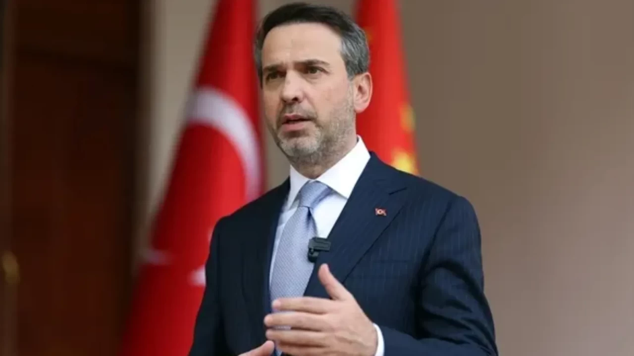 Bakan Bayraktar’dan enerji mesajı: Bağımsızlık hedefiyle çalışmalarımız hız kesmiyor