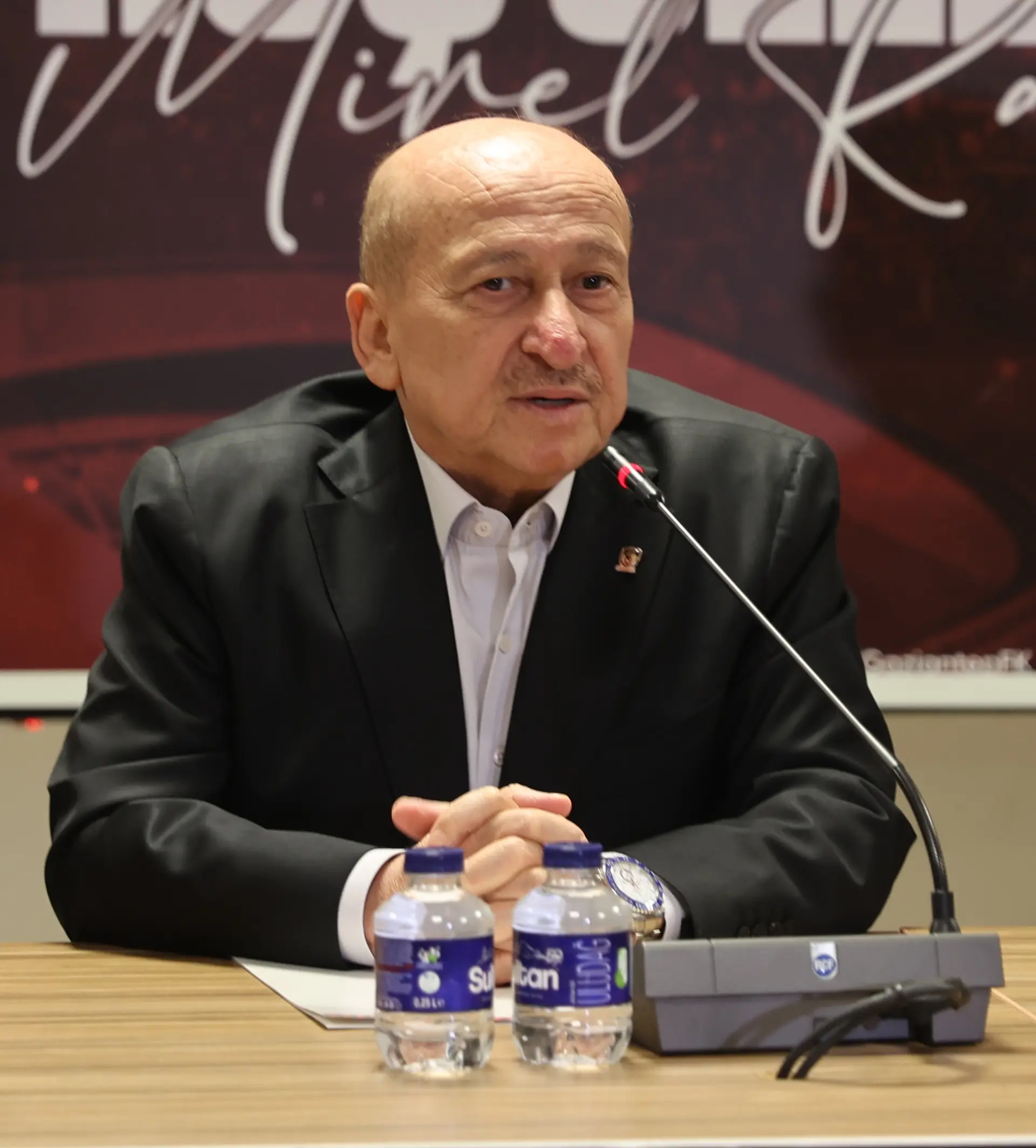 Gaziantep FK'de başkan Memik Yılmaz güven tazeledi