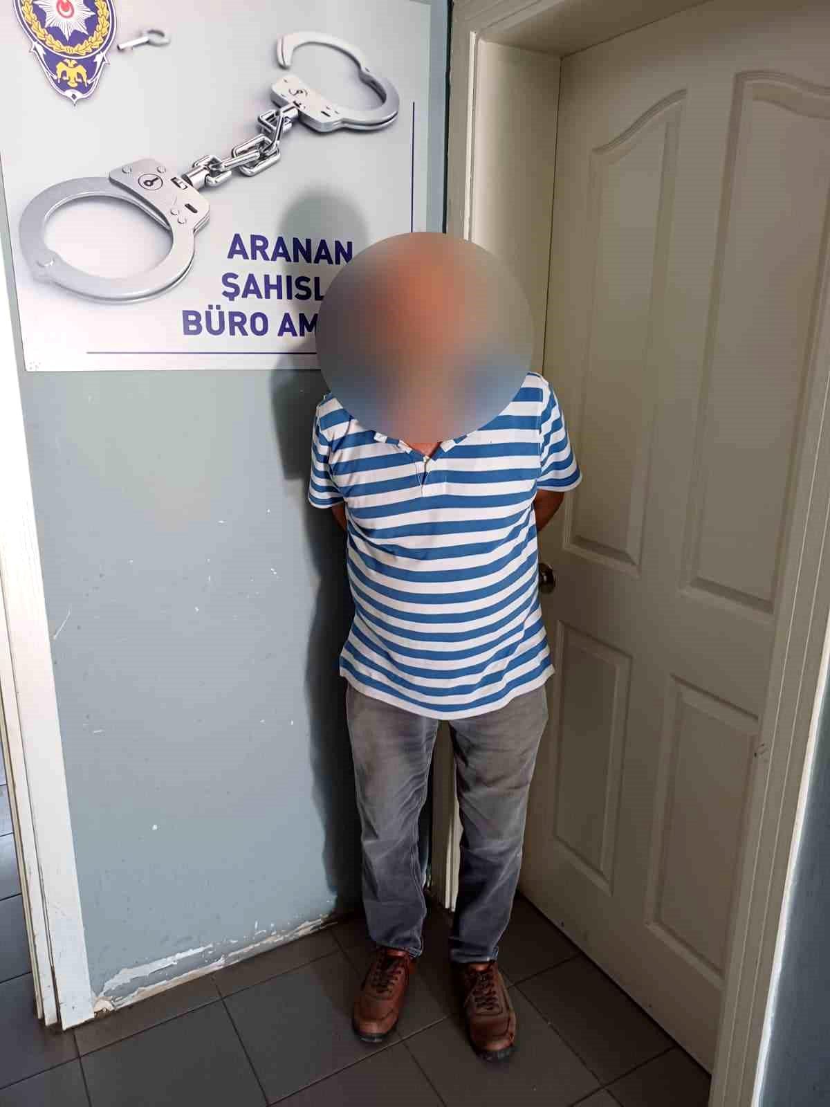 Bursa'da 13 yıldır aranan dolandırıcı yakalandı