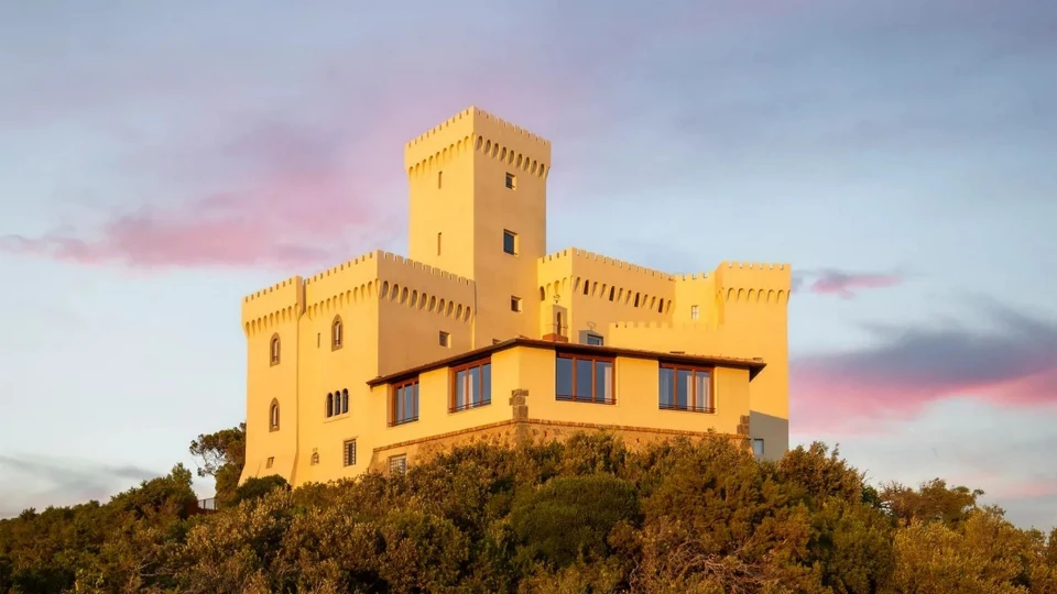 Toskana'daki Castel Sonnino restorasyonla yenilendi