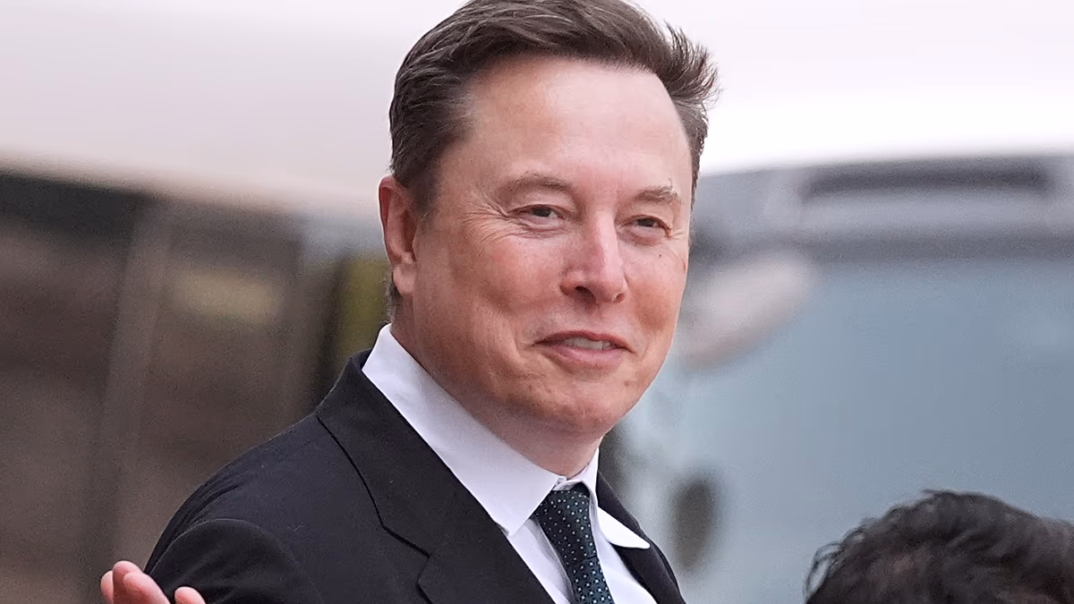 Elon Musk’un X’i ‘süper uygulama’ hedefiyle bankacılık hizmeti başlattı