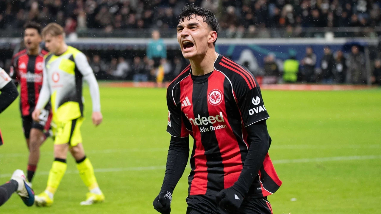 Galatasaray bastırıyor, Frankfurt acele etmiyor: Can’da pürüz var!