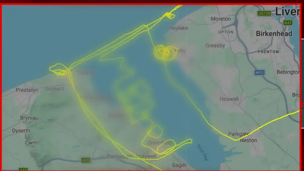 Pilot uçakla gökyüzüne "sıkıldım" yazdı